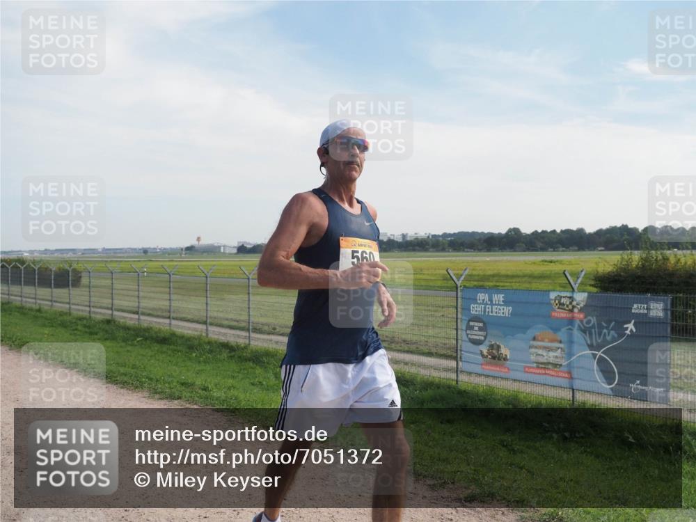 08.09.2024 - Airport Race Miley Keyser http://msf.ph/oto/7051372 08.09.2024 12:25:57 Laufen 560 meine-sportfotos.de