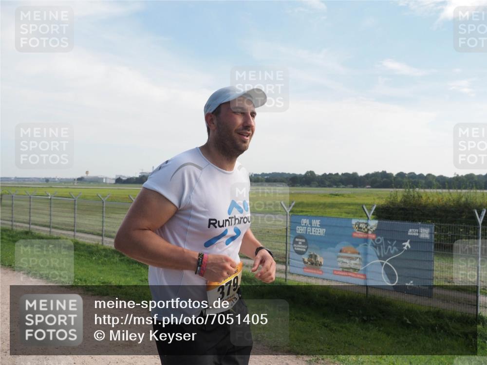 08.09.2024 - Airport Race Miley Keyser http://msf.ph/oto/7051405 08.09.2024 12:26:12 Laufen 379 meine-sportfotos.de