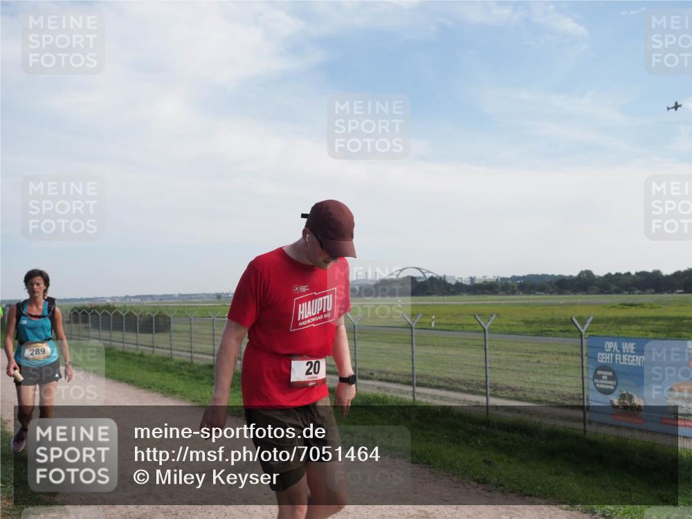 08.09.2024 - Airport Race Miley Keyser http://msf.ph/oto/7051464 08.09.2024 12:26:34 Laufen 20, 20, 289 meine-sportfotos.de