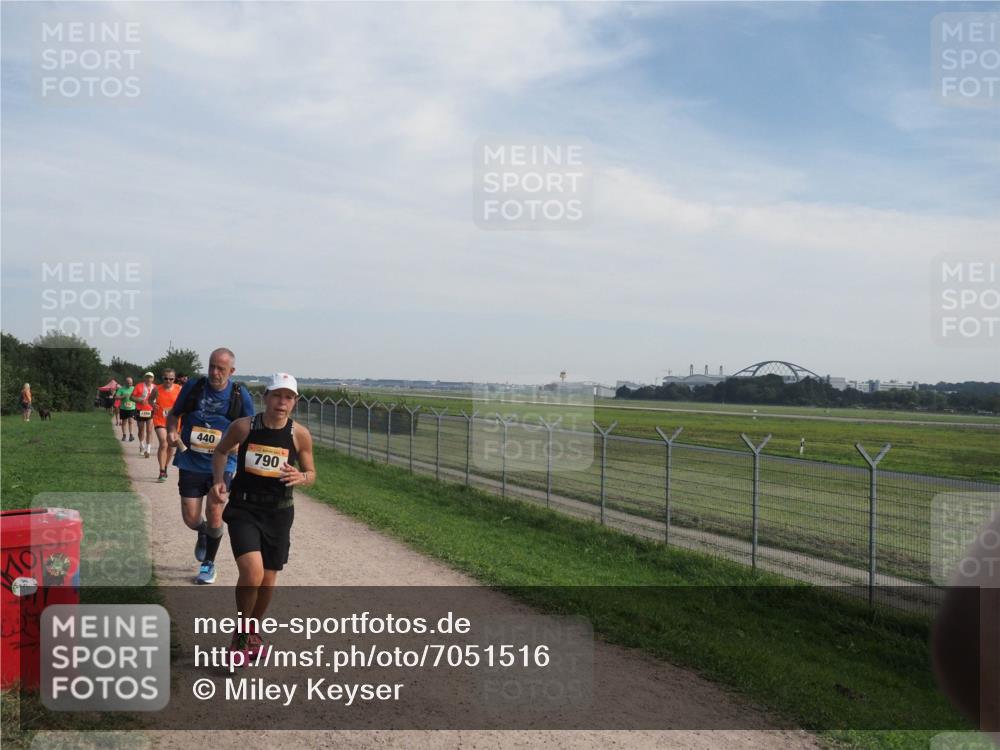08.09.2024 - Airport Race Miley Keyser http://msf.ph/oto/7051516 08.09.2024 12:26:48 Laufen 440, 790 meine-sportfotos.de