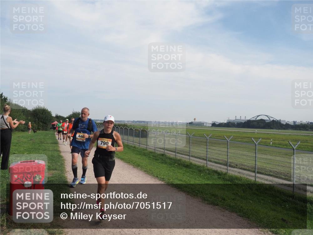 08.09.2024 - Airport Race Miley Keyser http://msf.ph/oto/7051517 08.09.2024 12:26:48 Laufen 44, 790 meine-sportfotos.de