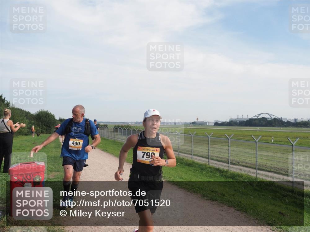 08.09.2024 - Airport Race Miley Keyser http://msf.ph/oto/7051520 08.09.2024 12:26:49 Laufen 440, 440, 790 meine-sportfotos.de
