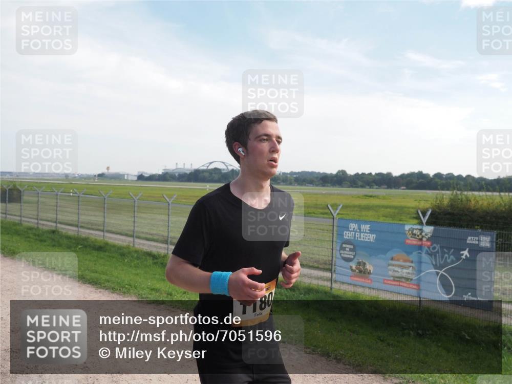 08.09.2024 - Airport Race Miley Keyser http://msf.ph/oto/7051596 08.09.2024 12:27:10 Laufen 1180 meine-sportfotos.de