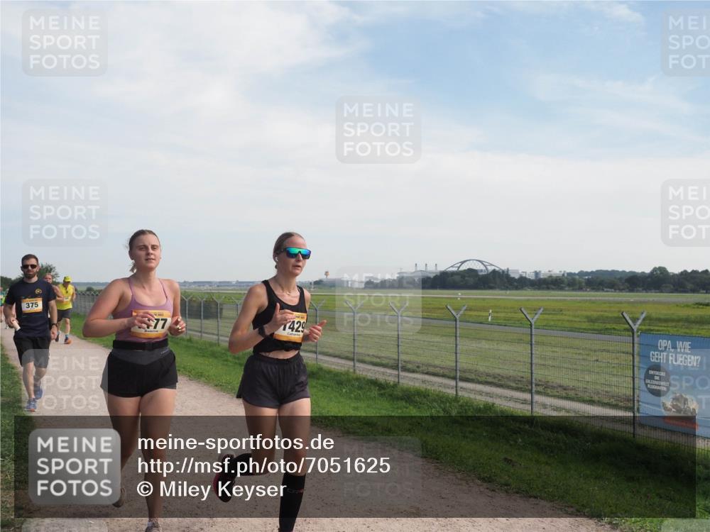 08.09.2024 - Airport Race Miley Keyser http://msf.ph/oto/7051625 08.09.2024 12:27:23 Laufen 375, 77, 1429 meine-sportfotos.de