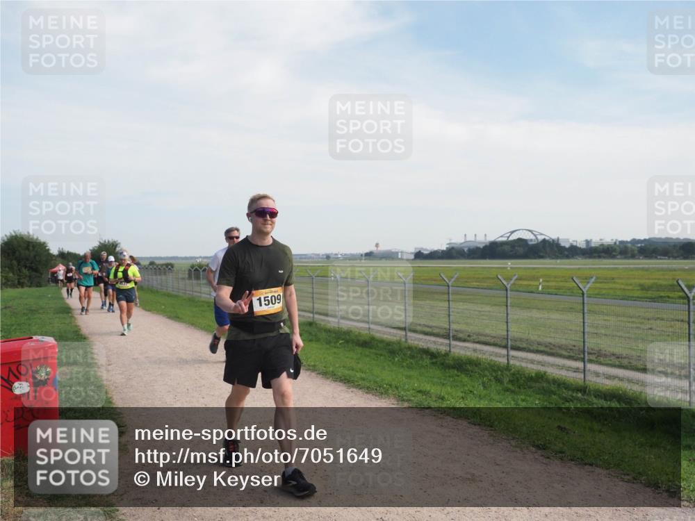 08.09.2024 - Airport Race Miley Keyser http://msf.ph/oto/7051649 08.09.2024 12:27:31 Laufen 1509 meine-sportfotos.de