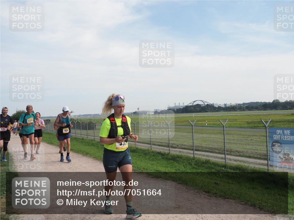 08.09.2024 - Airport Race Miley Keyser http://msf.ph/oto/7051664 08.09.2024 12:27:35 Laufen 127, 1225, 428 meine-sportfotos.de