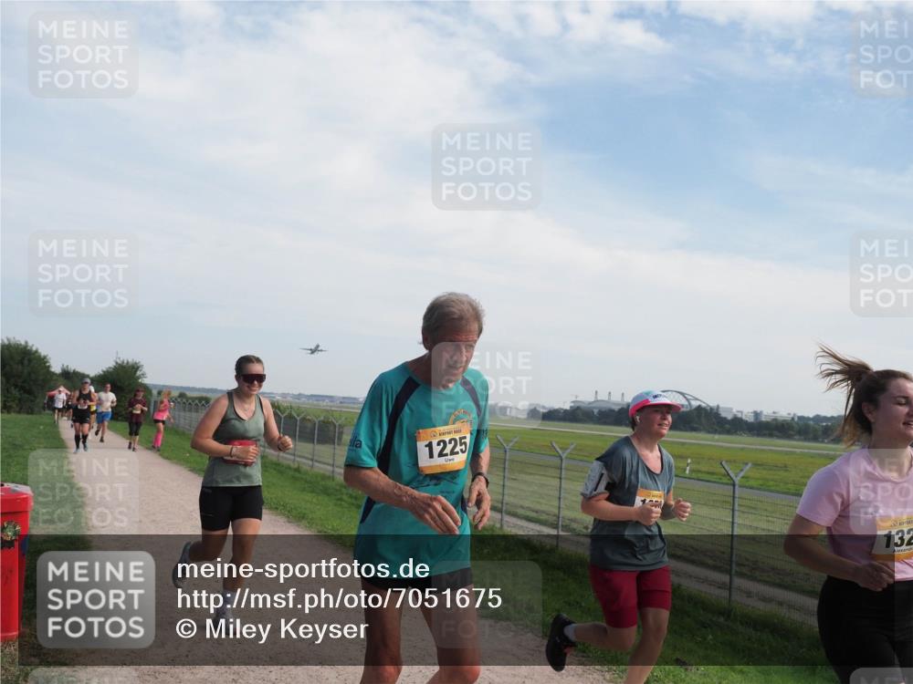 08.09.2024 - Airport Race Miley Keyser http://msf.ph/oto/7051675 08.09.2024 12:27:38 Laufen 2, 1225, 132 meine-sportfotos.de