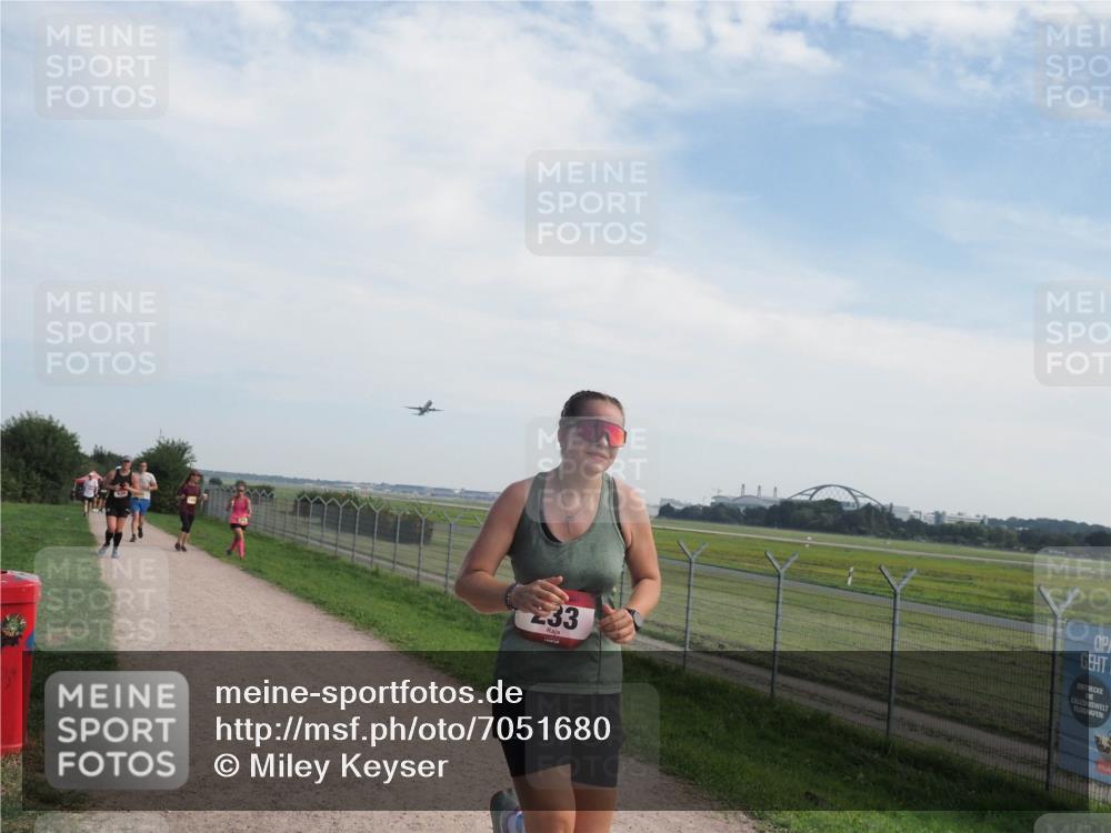 08.09.2024 - Airport Race Miley Keyser http://msf.ph/oto/7051680 08.09.2024 12:27:39 Laufen 233 meine-sportfotos.de