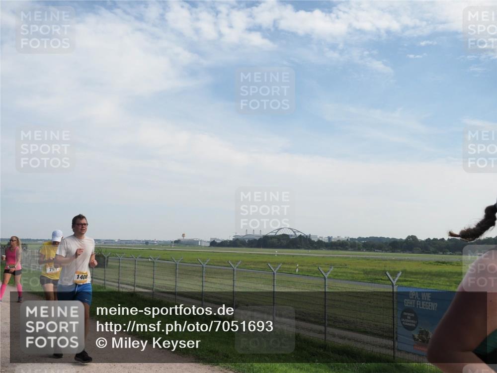 08.09.2024 - Airport Race Miley Keyser http://msf.ph/oto/7051693 08.09.2024 12:27:47 Laufen 544, 79, 1408 meine-sportfotos.de