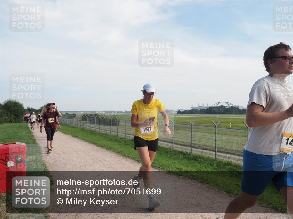 08.09.2024 - Airport Race Miley Keyser http://msf.ph/oto/7051699 08.09.2024 12:27:48 Laufen 1492, 791, 14 meine-sportfotos.de