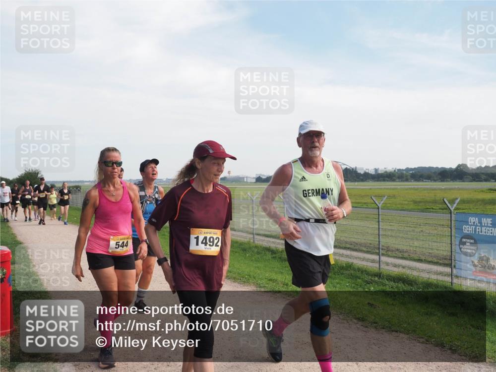 08.09.2024 - Airport Race Miley Keyser http://msf.ph/oto/7051710 08.09.2024 12:27:53 Laufen 544, 1492 meine-sportfotos.de