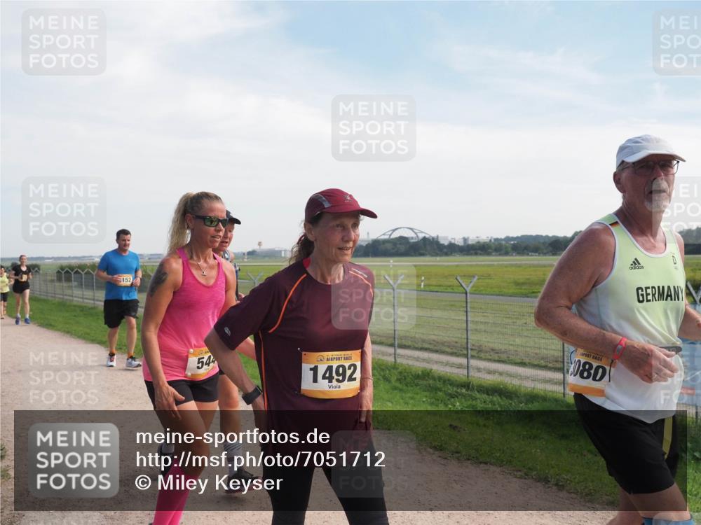 08.09.2024 - Airport Race Miley Keyser http://msf.ph/oto/7051712 08.09.2024 12:27:54 Laufen 152, 544, 1492, 080 meine-sportfotos.de