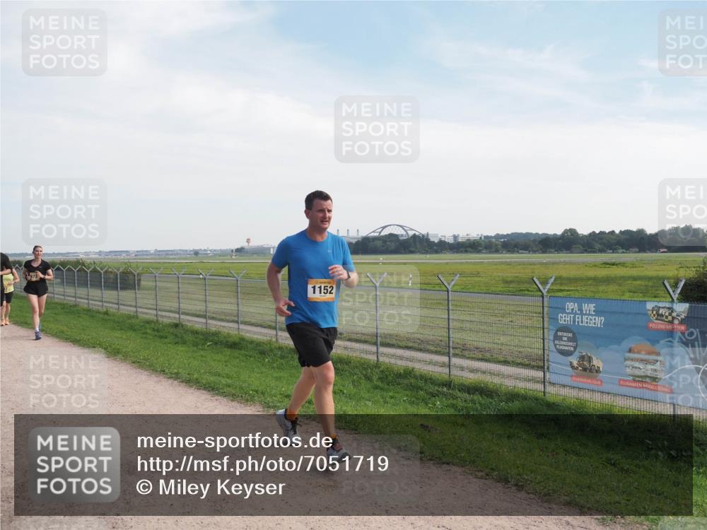 08.09.2024 - Airport Race Miley Keyser http://msf.ph/oto/7051719 08.09.2024 12:27:56 Laufen 1152 meine-sportfotos.de