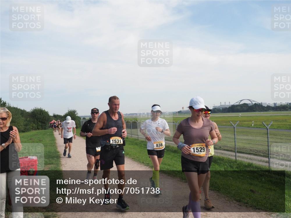 08.09.2024 - Airport Race Miley Keyser http://msf.ph/oto/7051738 08.09.2024 12:28:01 Laufen 213, 1531, 838, 1529 meine-sportfotos.de