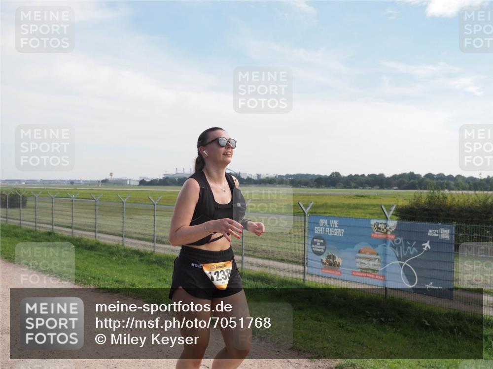 08.09.2024 - Airport Race Miley Keyser http://msf.ph/oto/7051768 08.09.2024 12:28:14 Laufen 1238 meine-sportfotos.de