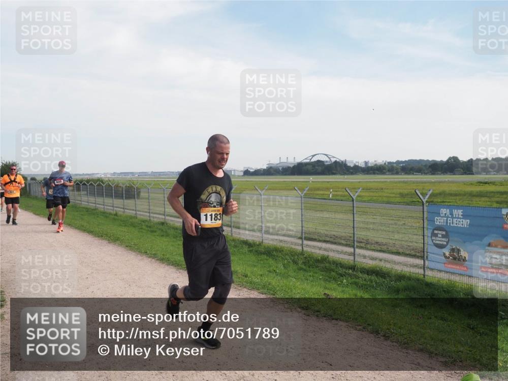 08.09.2024 - Airport Race Miley Keyser http://msf.ph/oto/7051789 08.09.2024 12:28:19 Laufen 321, 600, 1183 meine-sportfotos.de