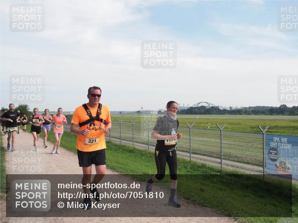 08.09.2024 - Airport Race Miley Keyser http://msf.ph/oto/7051810 08.09.2024 12:28:25 Laufen 1092, 389, 3041, 321 meine-sportfotos.de