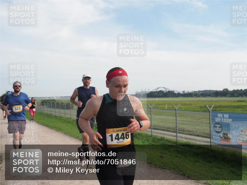 08.09.2024 - Airport Race Miley Keyser http://msf.ph/oto/7051846 08.09.2024 12:28:35 Laufen 323, 1446 meine-sportfotos.de