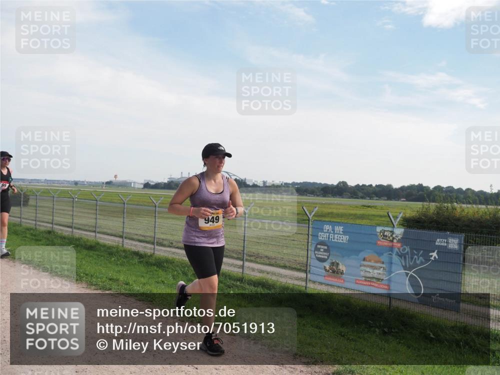08.09.2024 - Airport Race Miley Keyser http://msf.ph/oto/7051913 08.09.2024 12:28:59 Laufen 99, 949 meine-sportfotos.de