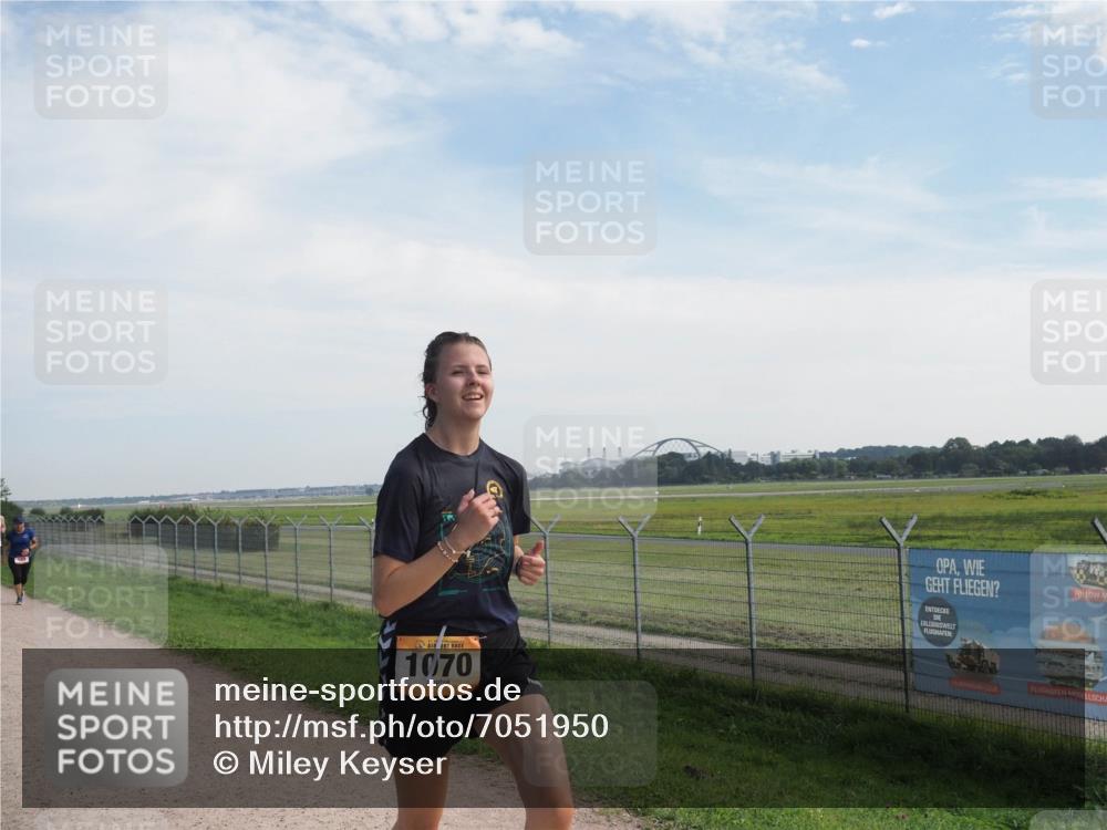 08.09.2024 - Airport Race Miley Keyser http://msf.ph/oto/7051950 08.09.2024 12:29:10 Laufen 1070 meine-sportfotos.de