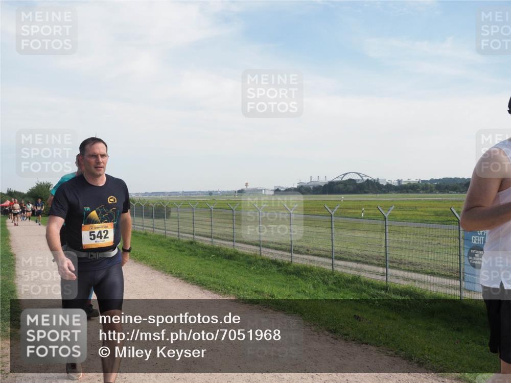 08.09.2024 - Airport Race Miley Keyser http://msf.ph/oto/7051968 08.09.2024 12:29:19 Laufen 542 meine-sportfotos.de