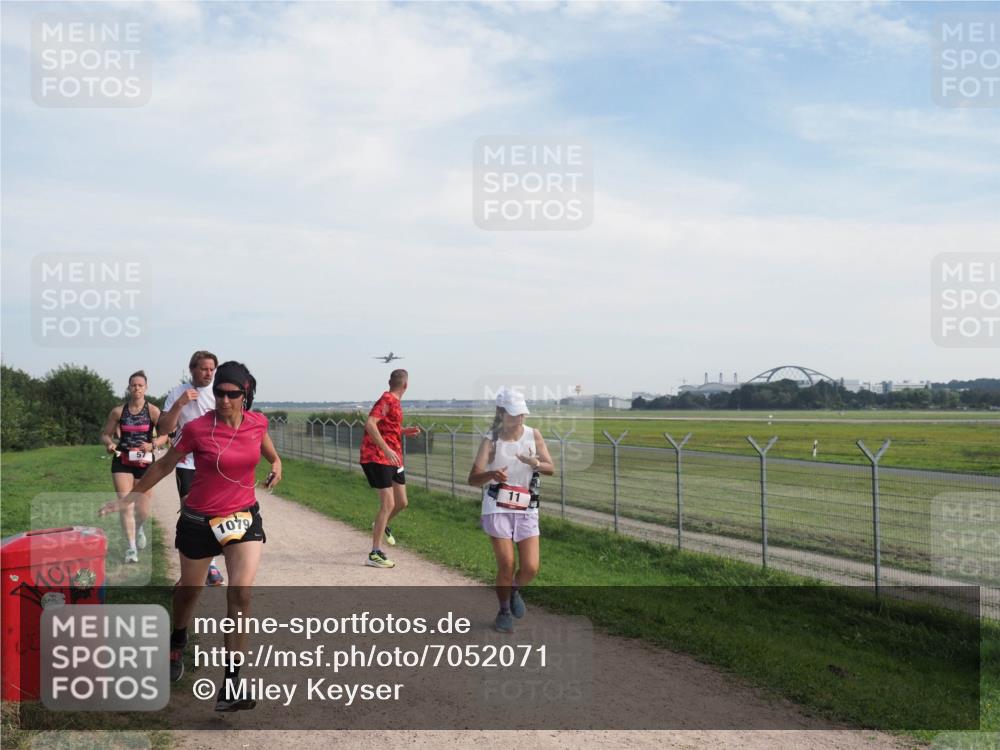 08.09.2024 - Airport Race Miley Keyser http://msf.ph/oto/7052071 08.09.2024 12:30:03 Laufen 11, 1079 meine-sportfotos.de