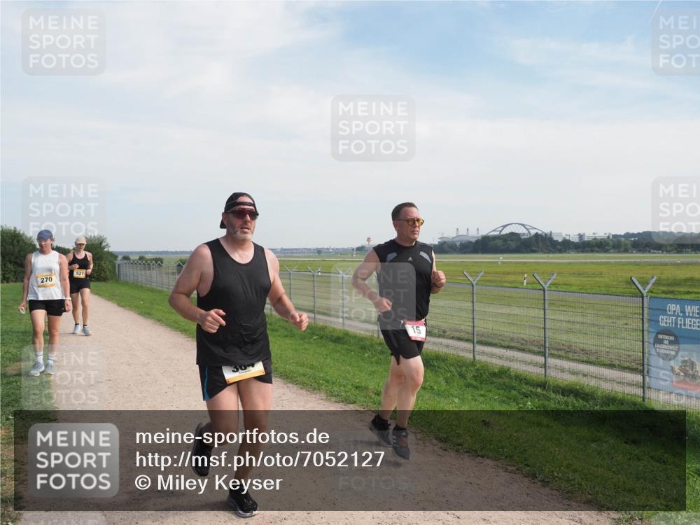 08.09.2024 - Airport Race Miley Keyser http://msf.ph/oto/7052127 08.09.2024 12:30:24 Laufen 270, 527, 30, 15 meine-sportfotos.de