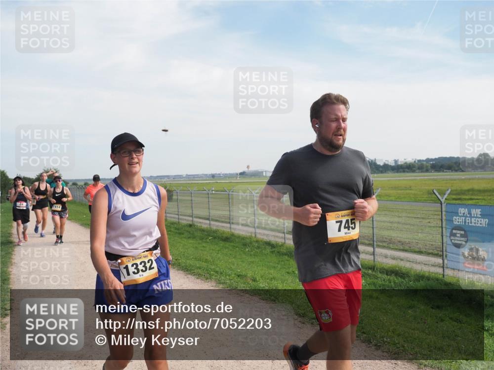 08.09.2024 - Airport Race Miley Keyser http://msf.ph/oto/7052203 08.09.2024 12:30:56 Laufen 1414, 1332, 745 meine-sportfotos.de