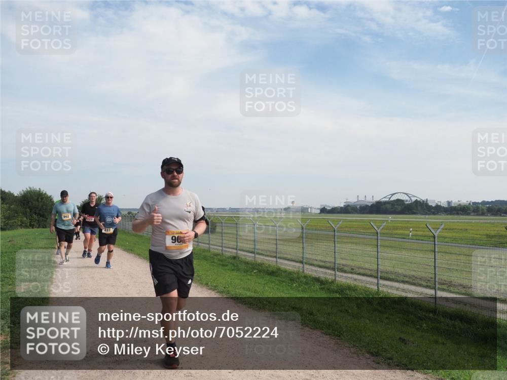 08.09.2024 - Airport Race Miley Keyser http://msf.ph/oto/7052224 08.09.2024 12:31:10 Laufen 992, 23, 493, 96 meine-sportfotos.de
