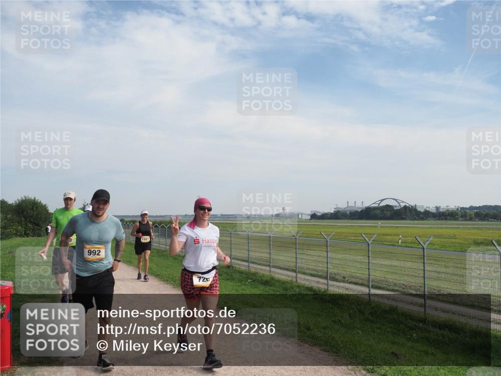 08.09.2024 - Airport Race Miley Keyser http://msf.ph/oto/7052236 08.09.2024 12:31:15 Laufen 992, 1207, 720 meine-sportfotos.de