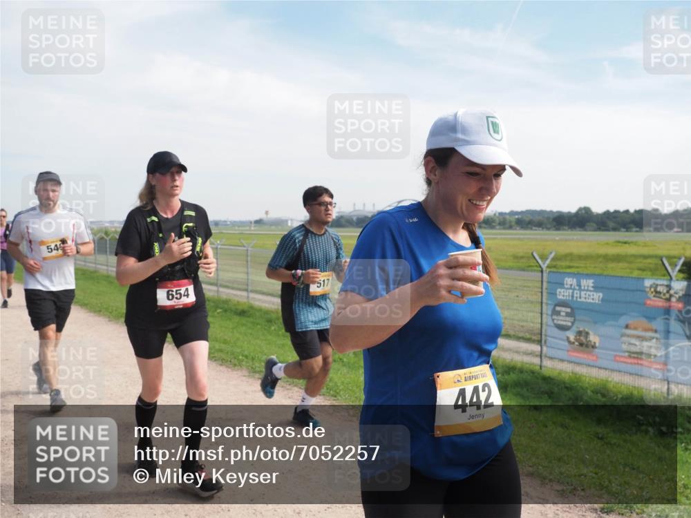 08.09.2024 - Airport Race Miley Keyser http://msf.ph/oto/7052257 08.09.2024 12:31:21 Laufen 54, 654, 517, 14, 0, 442 meine-sportfotos.de
