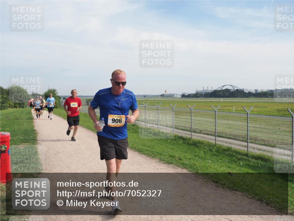 08.09.2024 - Airport Race Miley Keyser http://msf.ph/oto/7052327 08.09.2024 12:31:46 Laufen 1001, 906 meine-sportfotos.de