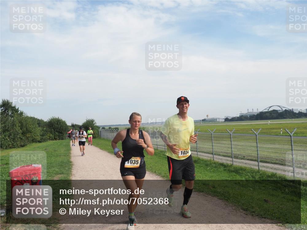 08.09.2024 - Airport Race Miley Keyser http://msf.ph/oto/7052368 08.09.2024 12:31:59 Laufen 1035, 1034 meine-sportfotos.de