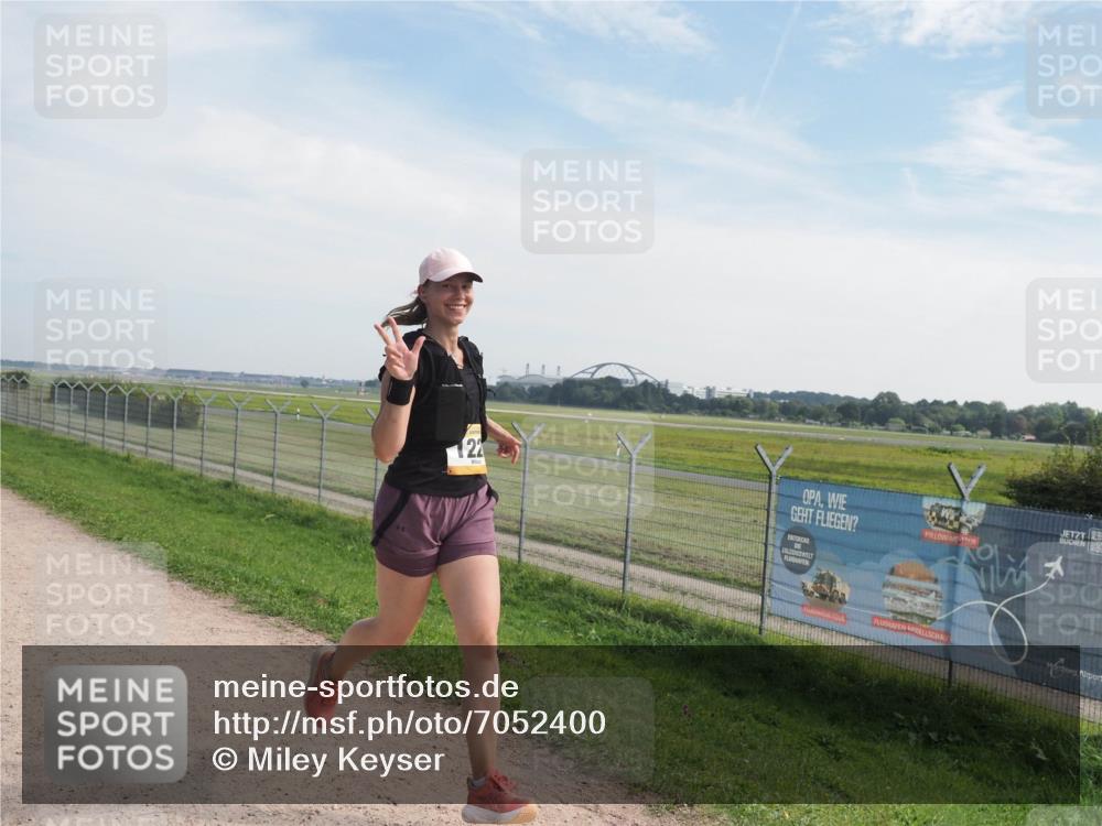 08.09.2024 - Airport Race Miley Keyser http://msf.ph/oto/7052400 08.09.2024 12:32:20 Laufen 22 meine-sportfotos.de