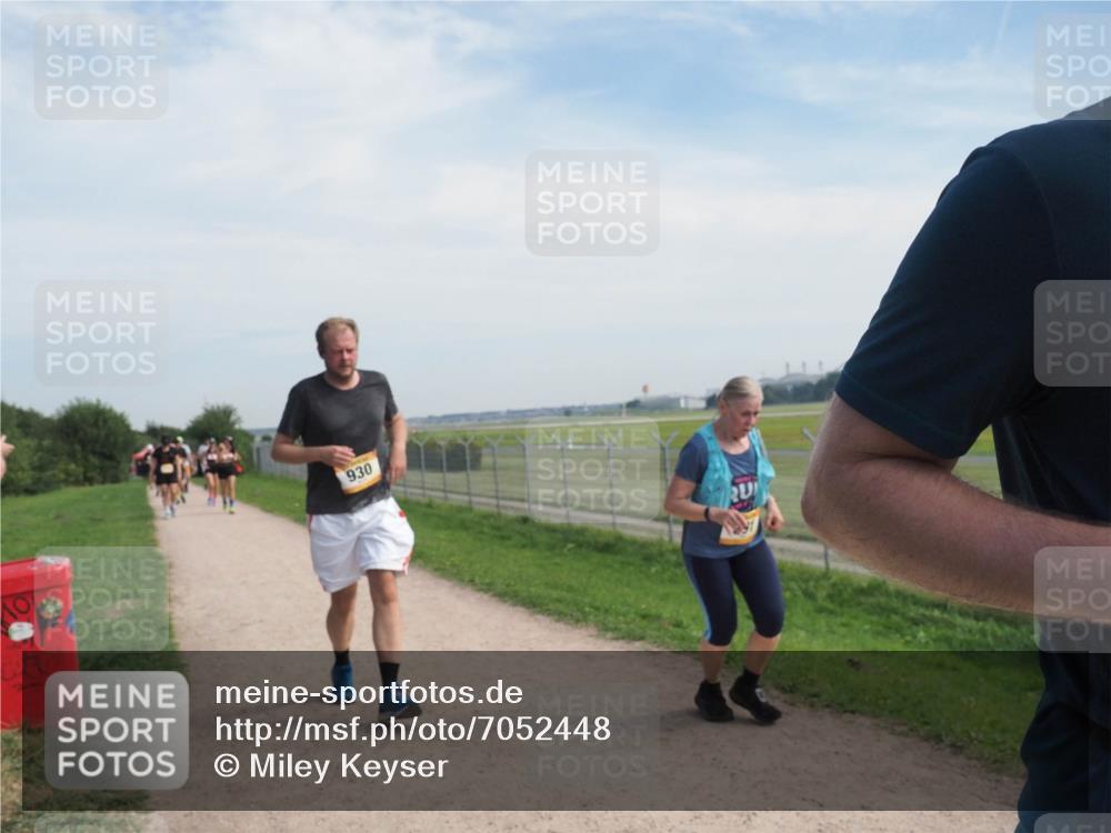 08.09.2024 - Airport Race Miley Keyser http://msf.ph/oto/7052448 08.09.2024 12:32:32 Laufen 930 meine-sportfotos.de