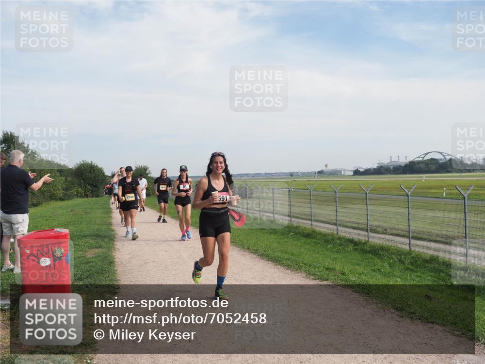 08.09.2024 - Airport Race Miley Keyser http://msf.ph/oto/7052458 08.09.2024 12:32:39 Laufen 1249, 1445, 91, 591 meine-sportfotos.de
