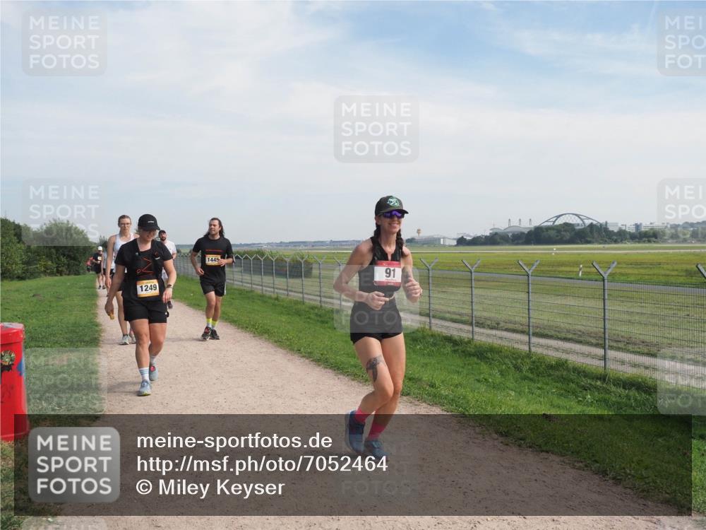 08.09.2024 - Airport Race Miley Keyser http://msf.ph/oto/7052464 08.09.2024 12:32:41 Laufen 1249, 1445, 91 meine-sportfotos.de