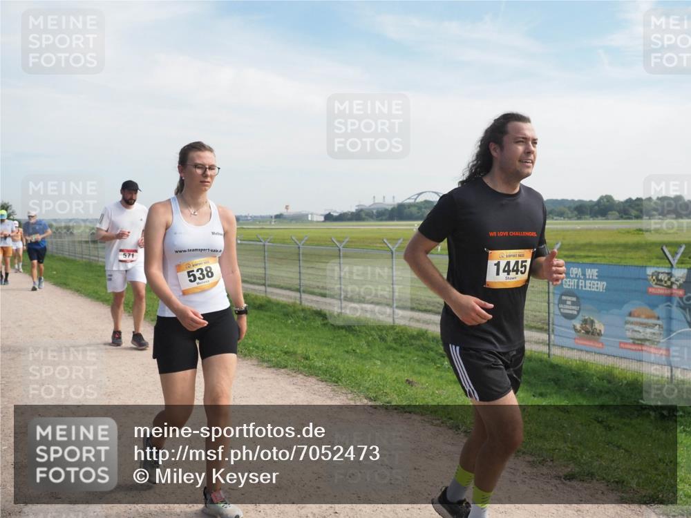 08.09.2024 - Airport Race Miley Keyser http://msf.ph/oto/7052473 08.09.2024 12:32:45 Laufen 571, 538, 1445 meine-sportfotos.de