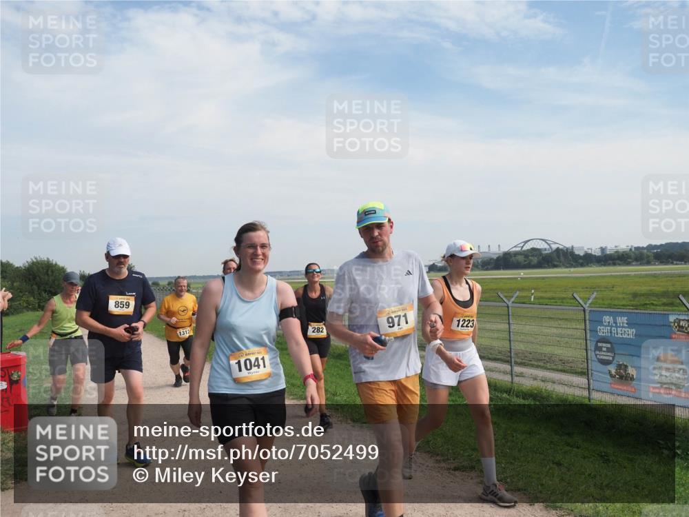 08.09.2024 - Airport Race Miley Keyser http://msf.ph/oto/7052499 08.09.2024 12:32:58 Laufen 859, 1312, 1041, 282, 971, 1223 meine-sportfotos.de