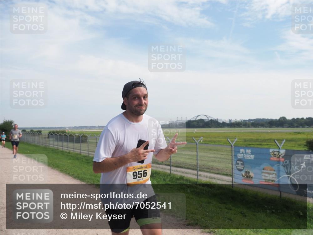 08.09.2024 - Airport Race Miley Keyser http://msf.ph/oto/7052541 08.09.2024 12:33:13 Laufen 956 meine-sportfotos.de