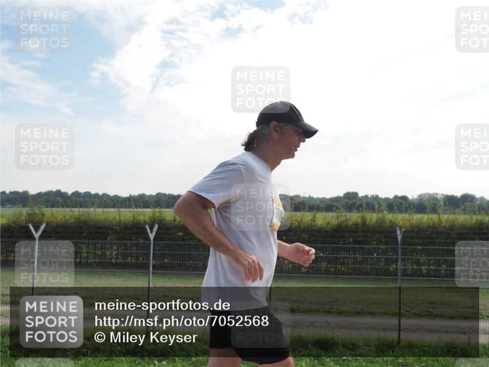 08.09.2024 - Airport Race Miley Keyser http://msf.ph/oto/7052568 08.09.2024 12:33:22 Laufen  meine-sportfotos.de