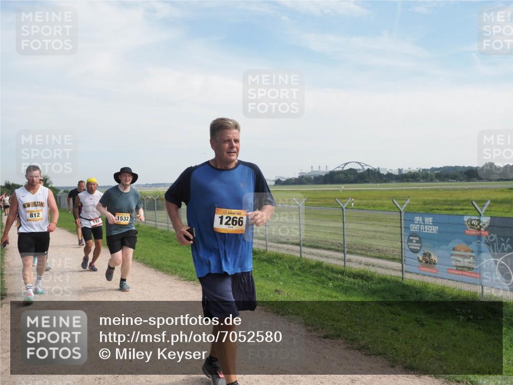 08.09.2024 - Airport Race Miley Keyser http://msf.ph/oto/7052580 08.09.2024 12:33:26 Laufen 812, 133, 1532, 1266 meine-sportfotos.de