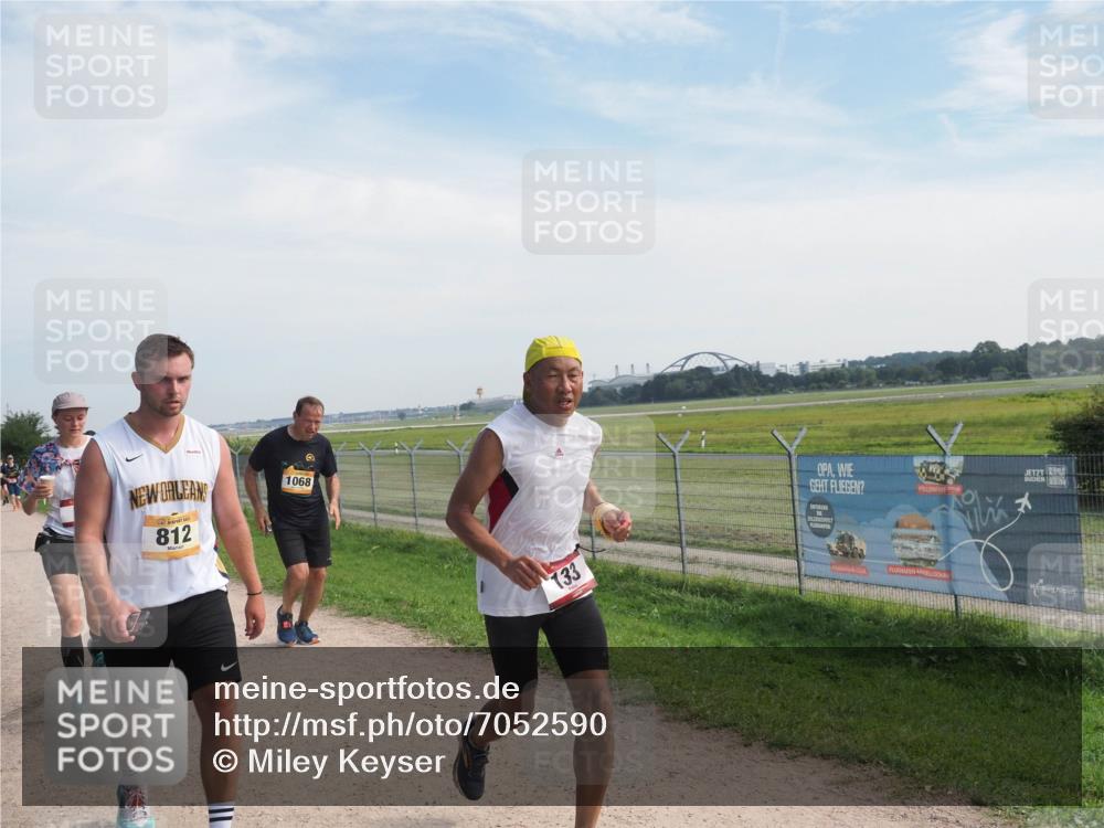 08.09.2024 - Airport Race Miley Keyser http://msf.ph/oto/7052590 08.09.2024 12:33:29 Laufen 812, 1068, 133 meine-sportfotos.de