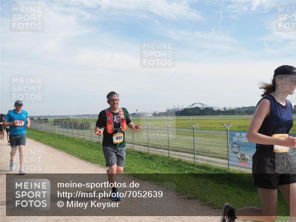 08.09.2024 - Airport Race Miley Keyser http://msf.ph/oto/7052639 08.09.2024 12:33:45 Laufen 19, 469 meine-sportfotos.de