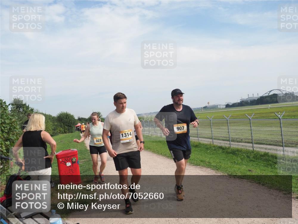 08.09.2024 - Airport Race Miley Keyser http://msf.ph/oto/7052660 08.09.2024 12:33:54 Laufen 322, 1314, 1314, 907 meine-sportfotos.de