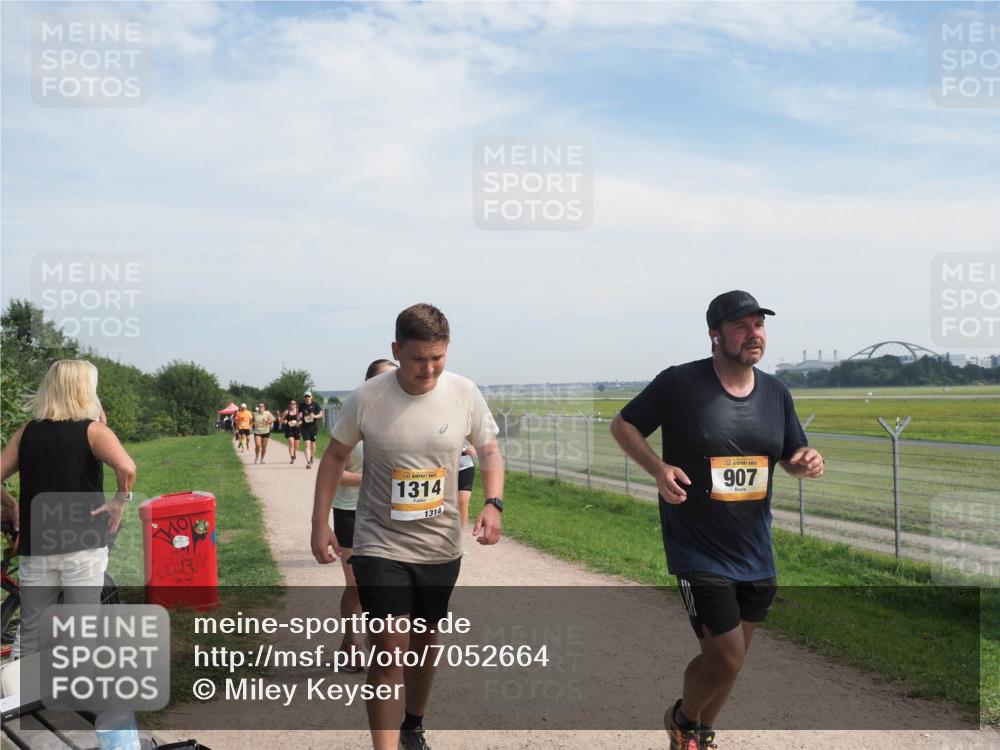 08.09.2024 - Airport Race Miley Keyser http://msf.ph/oto/7052664 08.09.2024 12:33:54 Laufen 1314, 1314, 907 meine-sportfotos.de