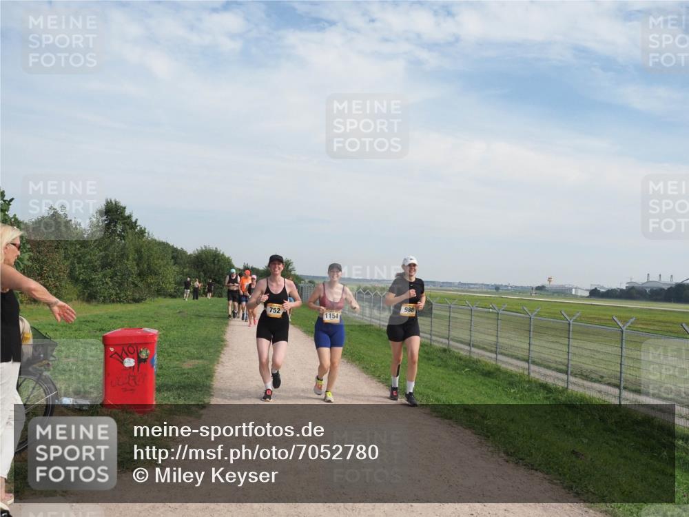 08.09.2024 - Airport Race Miley Keyser http://msf.ph/oto/7052780 08.09.2024 12:34:42 Laufen 752, 1154, 988 meine-sportfotos.de