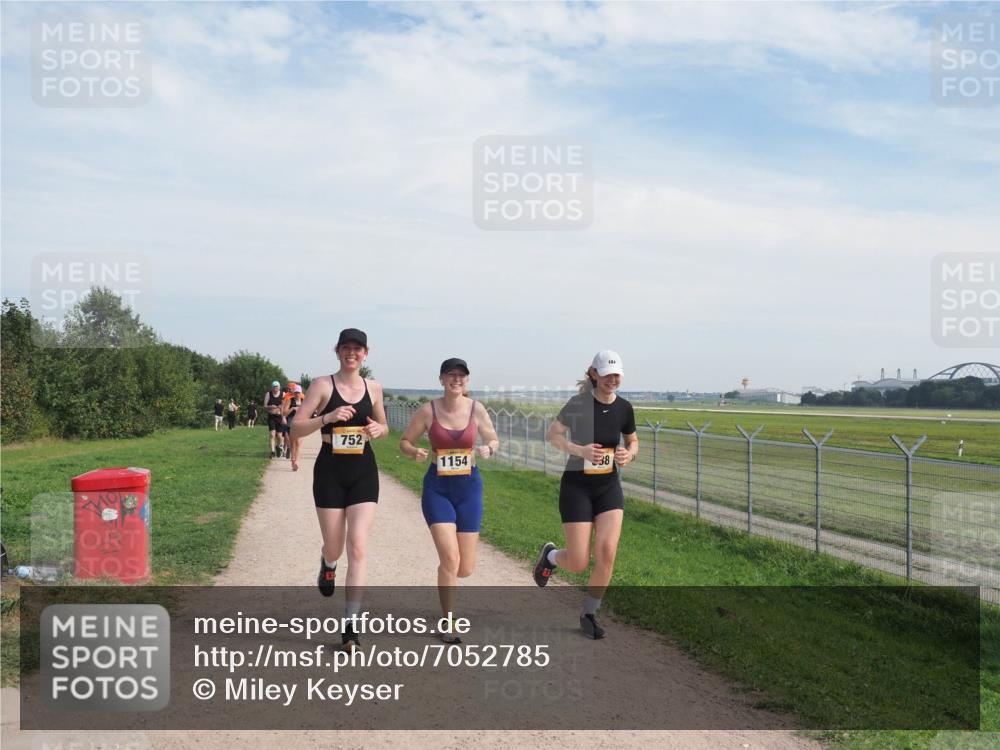 08.09.2024 - Airport Race Miley Keyser http://msf.ph/oto/7052785 08.09.2024 12:34:43 Laufen 752, 1154, 38 meine-sportfotos.de
