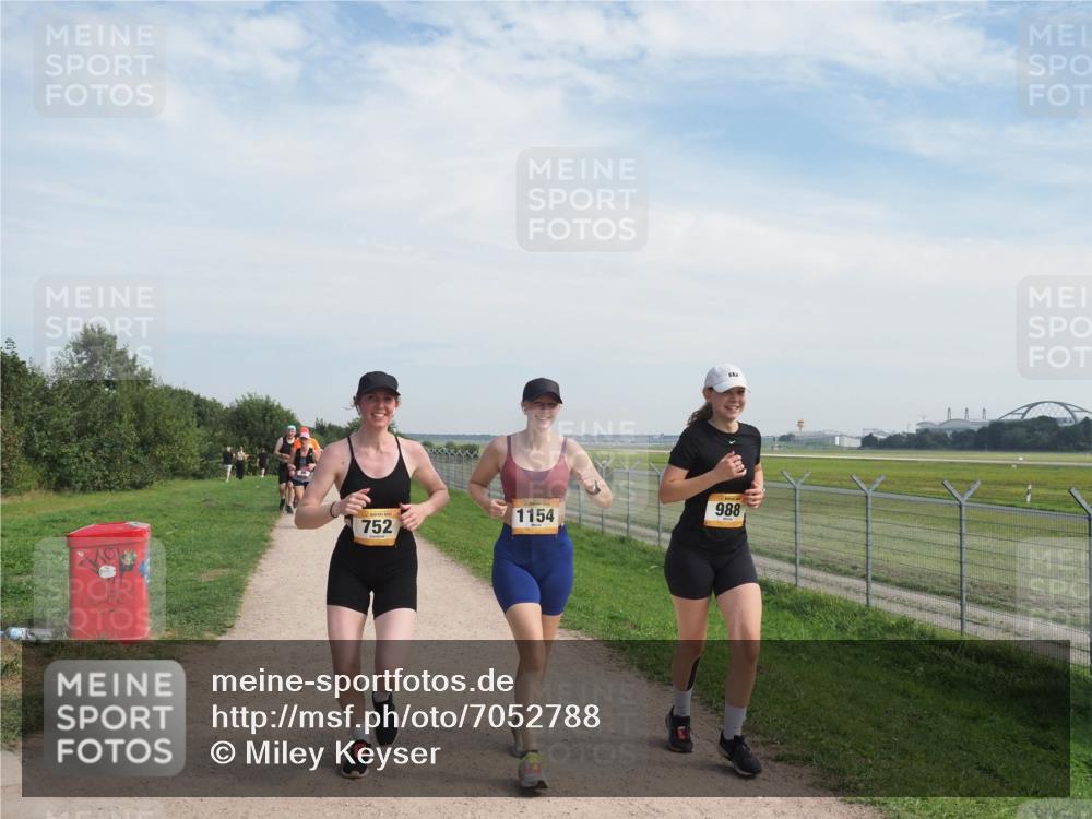 08.09.2024 - Airport Race Miley Keyser http://msf.ph/oto/7052788 08.09.2024 12:34:44 Laufen 752, 1154, 988 meine-sportfotos.de