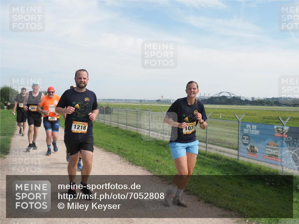 08.09.2024 - Airport Race Miley Keyser http://msf.ph/oto/7052808 08.09.2024 12:34:52 Laufen 137, 382, 388, 1218, 1037 meine-sportfotos.de